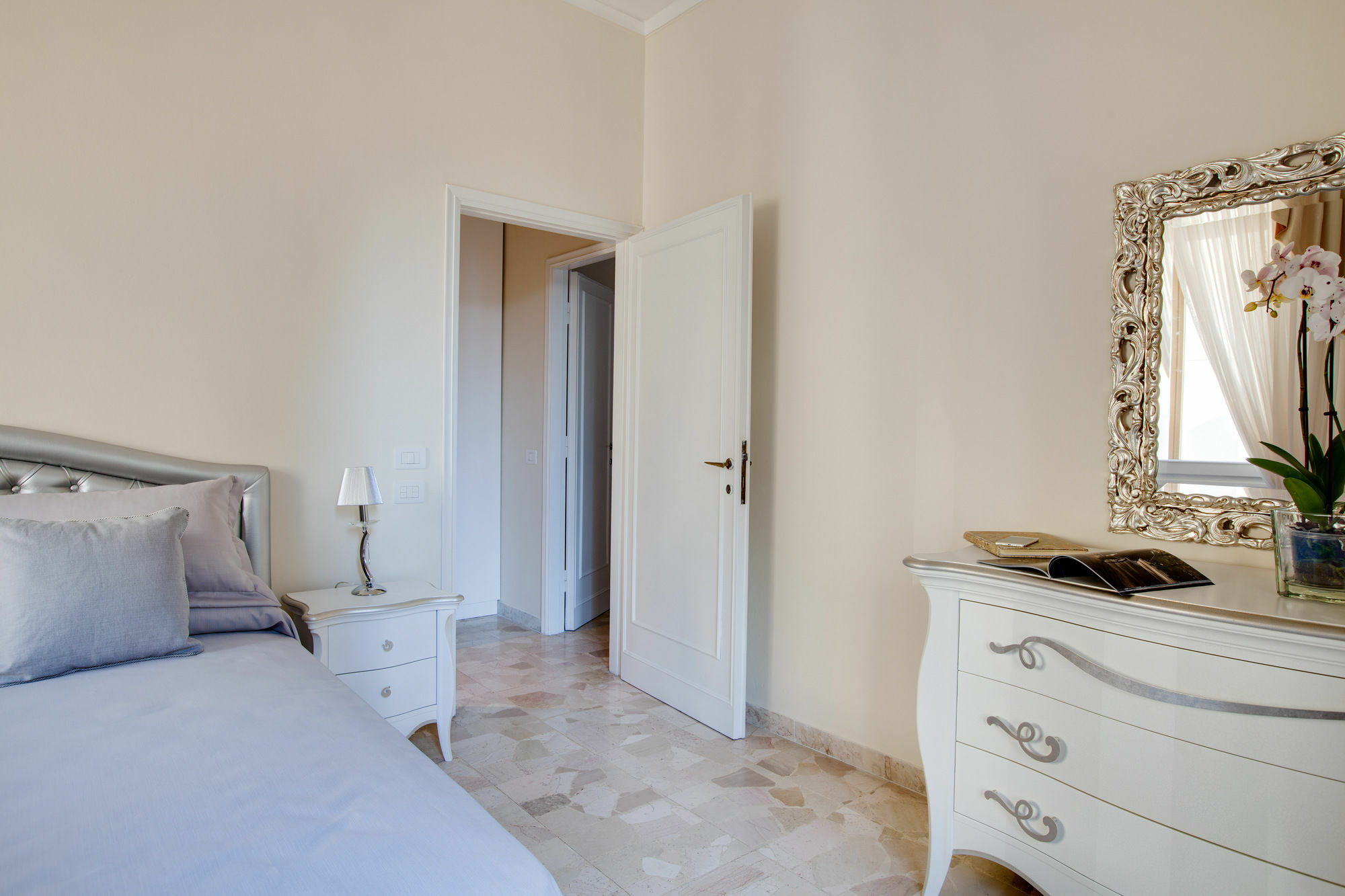Kometa Suites & Apartments Floransa Dış mekan fotoğraf